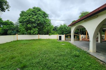 Facing OPEN Corner Semi D Seksyen 9, Shah Alam