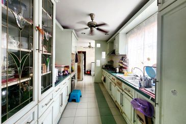 Semi Detached Seksyen 9 Shah Alam