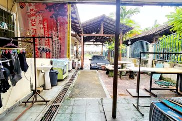 Semi Detached Seksyen 9 Shah Alam