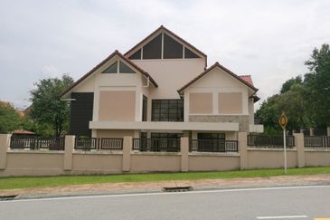 Corner Bungalow Bidai Residence Bukit Jelutong
