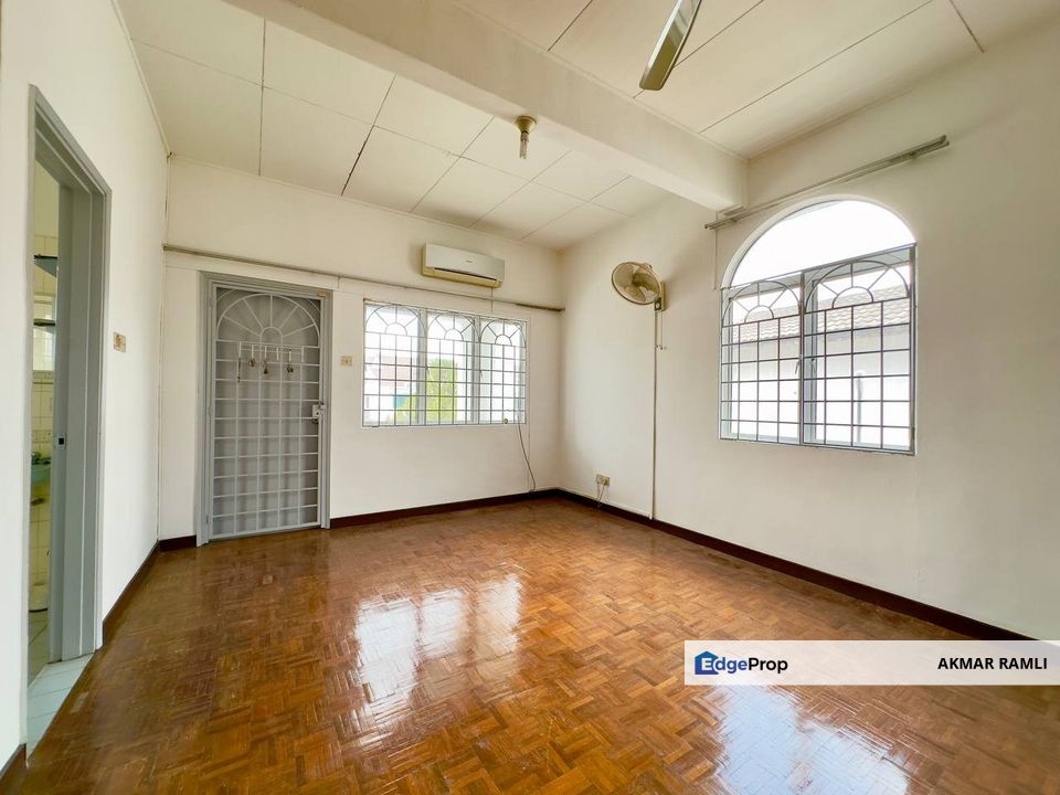 Endlot 2-Storey Terrace USJ 4 Subang Jaya, Selangor, USJ