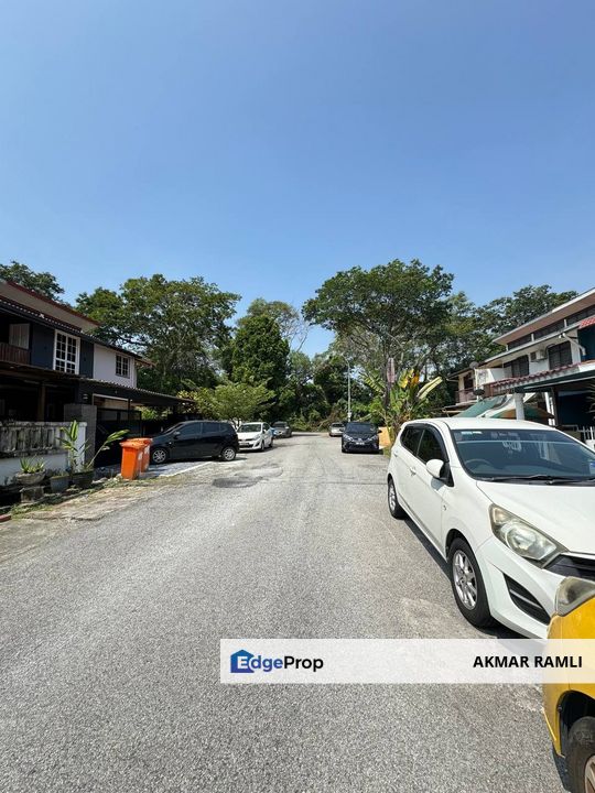 Renovated Double Storey Seksyen 11 Shah Alam, Selangor, Shah Alam