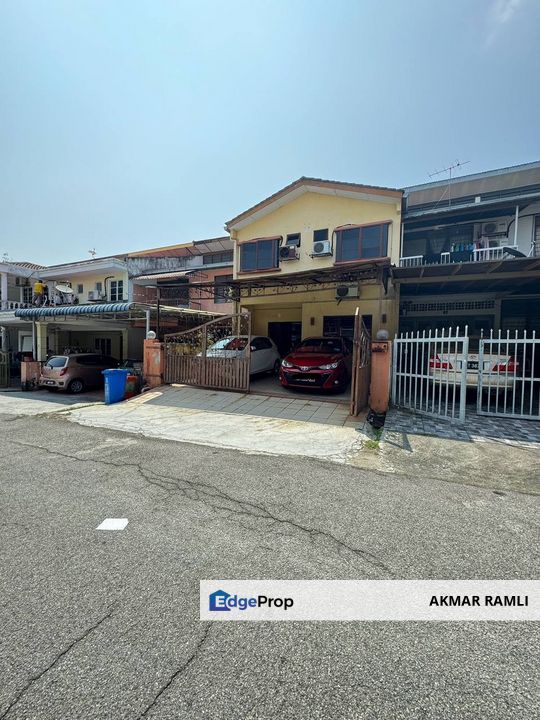 Renovated Double Storey Seksyen 11 Shah Alam, Selangor, Shah Alam