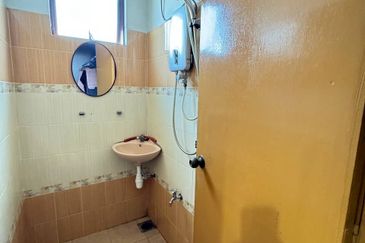 Seksyen 11, Shah Alam