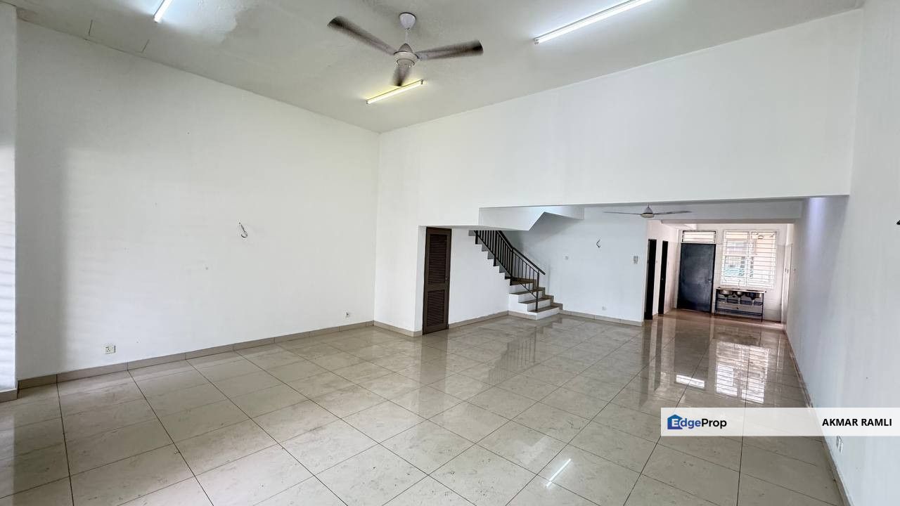 2.5 Storey Superlink 22x80 Seksyen 7 Shah Alam, Selangor, Shah Alam