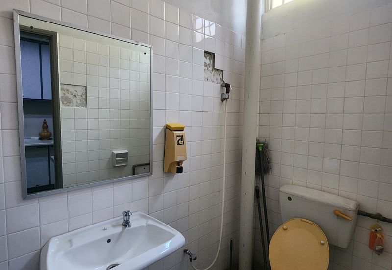 Cheapest Shoplot 2-Storey Seksyen 8 Shah Alam