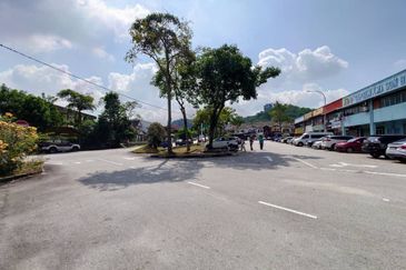 Shoplot 2-Storey Seksyen 8 Shah Alam