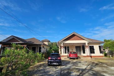 Banglo Setingkat for Sale Sering Kota Bharu