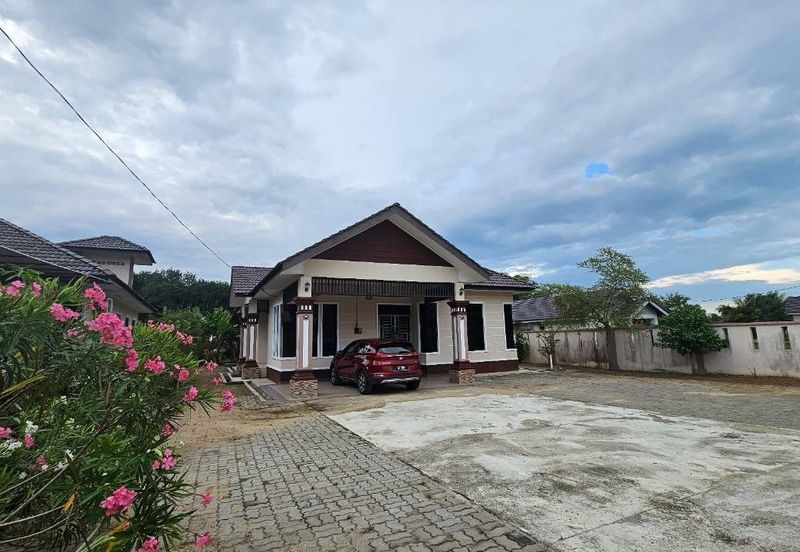 Banglo Setingkat for Sale Sering Kota Bharu