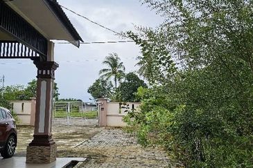 Banglo Setingkat for Sale Sering Kota Bharu