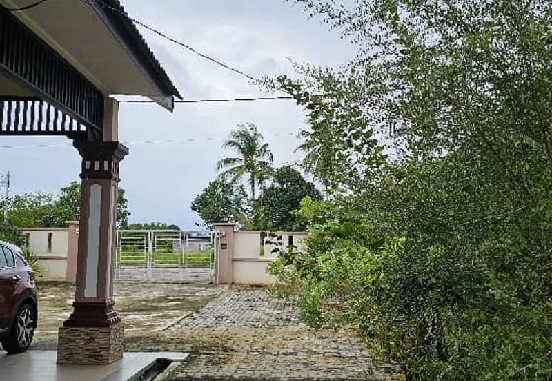 Banglo Setingkat for Sale Sering Kota Bharu