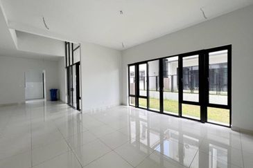 Corner Semi Detached Dillenia Bukit Bandaraya Shah Alam