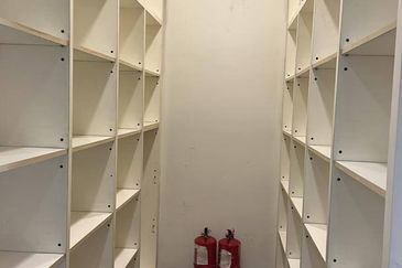 Laman Seri Business Park