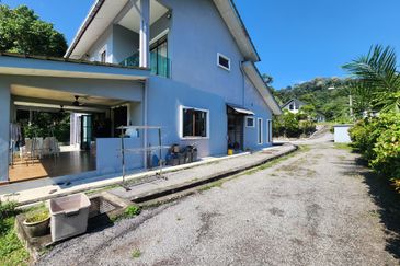 Banglo Tenang di Hulu Langat | Dikelilingi Alam Hijau & Suasana Damai