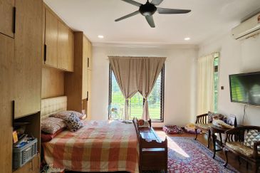 Banglo Tenang di Hulu Langat | Dikelilingi Alam Hijau & Suasana Damai