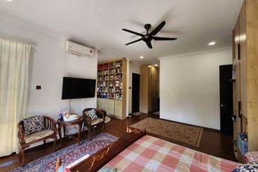 Banglo Tenang di Hulu Langat | Dikelilingi Alam Hijau & Suasana Damai