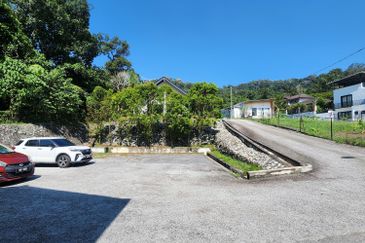 Banglo Tenang di Hulu Langat | Dikelilingi Alam Hijau & Suasana Damai