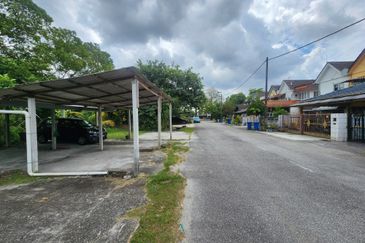 Seksyen 19 Shah Alam Facing Open