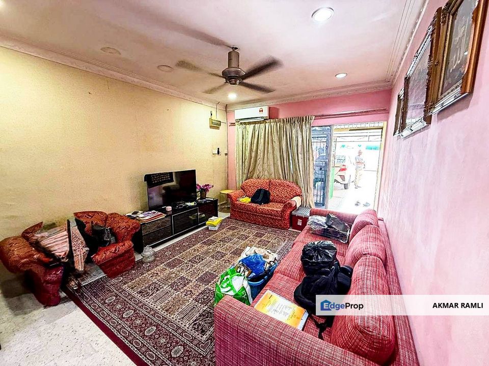 Single Storey Terrace Seksyen 18 Shah Alam, Selangor, Shah Alam