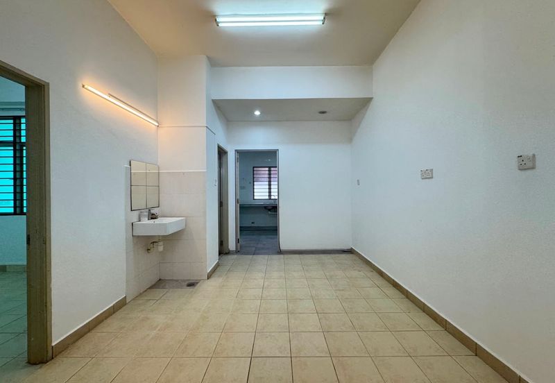 Canal Gardens, Kota Kemuning