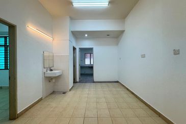 Canal Gardens, Kota Kemuning