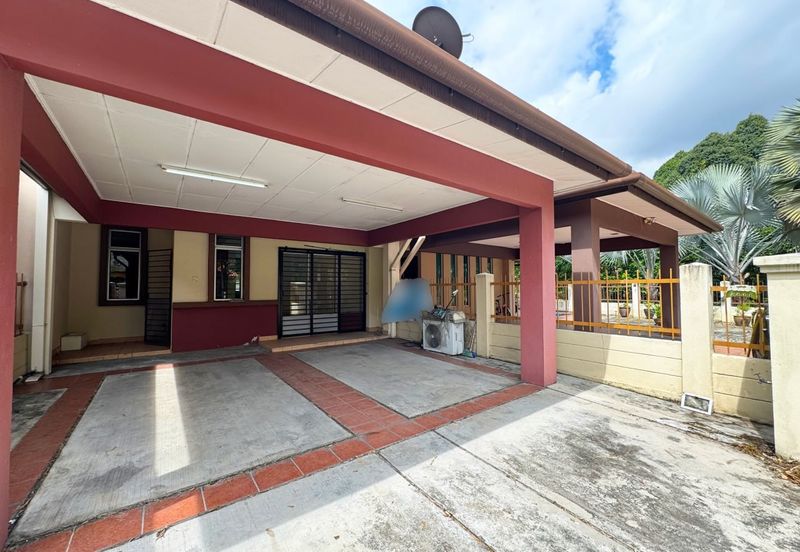 Canal Gardens, Kota Kemuning