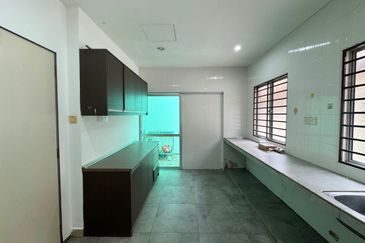 Canal Gardens, Kota Kemuning