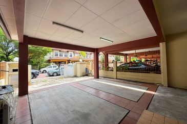 Canal Gardens, Kota Kemuning