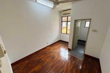 Canal Gardens, Kota Kemuning