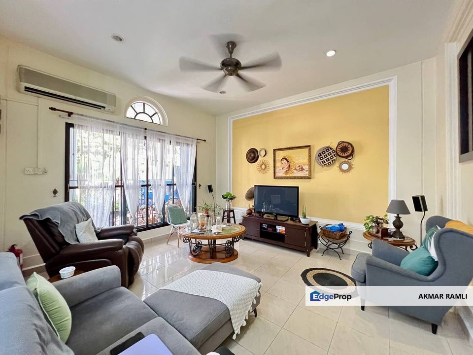 2.5 Storey Superlink 26x65 Seksyen 7 Shah Alam, Selangor, Shah Alam