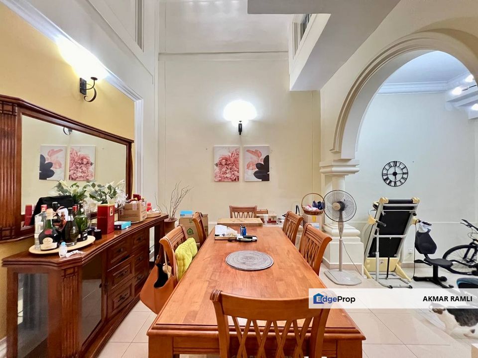 2.5 Storey Superlink 26x65 Seksyen 7 Shah Alam, Selangor, Shah Alam