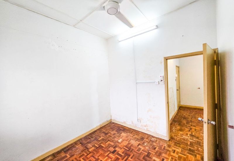 Seksyen 8, Shah Alam