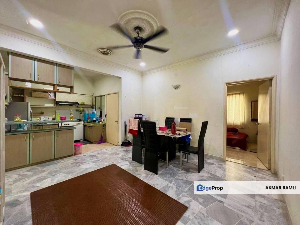 Upper Floor Mahligai Condo Seksyen 9 Shah Alam, Selangor, Shah Alam