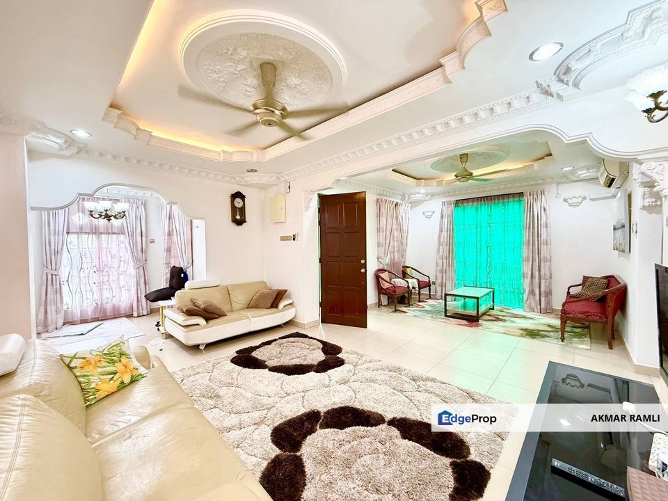 2.5 Storey Semi D D'kayangan Seksyen 13 Shah Alam, Selangor, Shah Alam