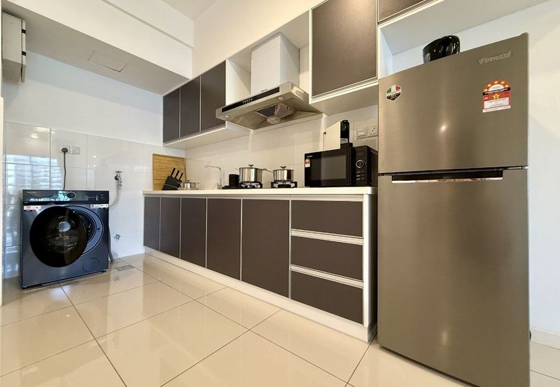 Renai Jelutong Residences