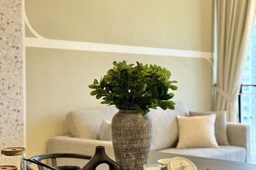 Renai Jelutong Residences