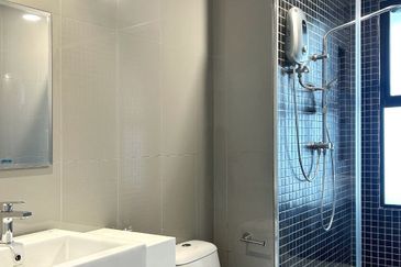 Renai Jelutong Residences