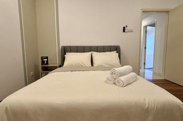 Renai Jelutong Residences