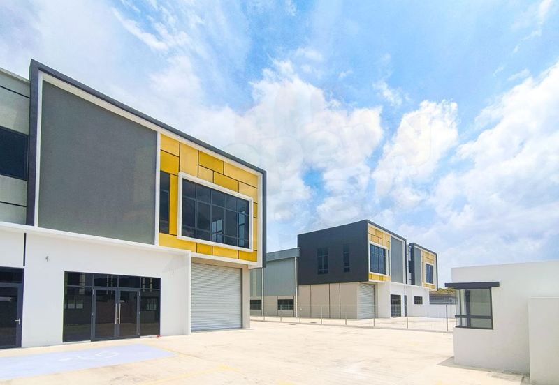 Semi Detached Factory at Puncak Alam