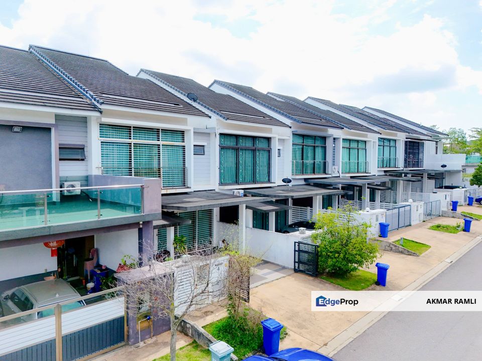 Beautifully RENOVATED Cheapest Aster Grove Denai Alam, Selangor, Shah Alam