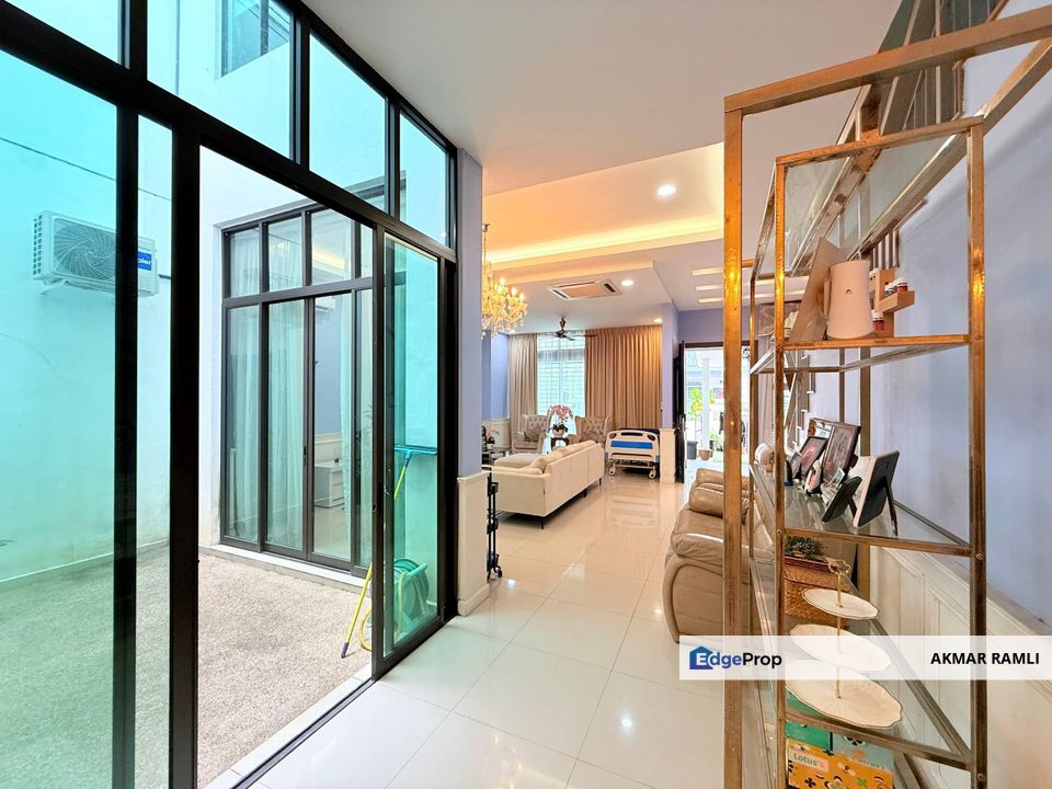 Beautifully RENOVATED Cheapest Aster Grove Denai Alam, Selangor, Shah Alam