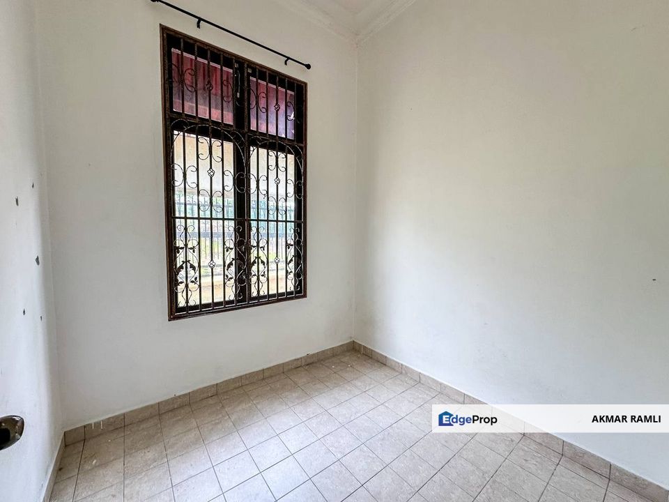 Cheapest Bungalow Subang Alam Seksyen 27 Shah Alam, Selangor, Shah Alam