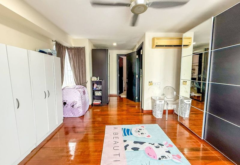 Bangi Lakehill Villas