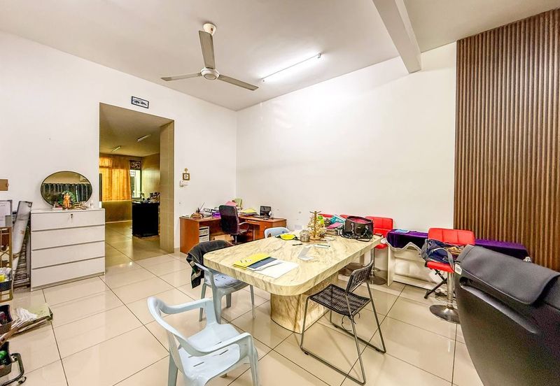 D'Premier @ Bandar Damai Perdana