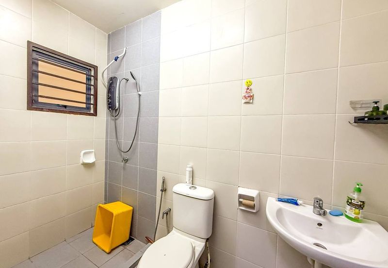 D'Premier @ Bandar Damai Perdana