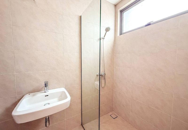 Broadleaf Residences, Hometree