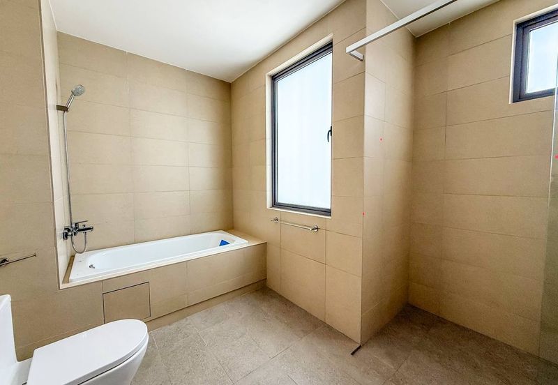 Broadleaf Residences, Hometree