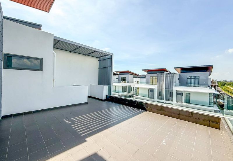 Broadleaf Residences, Hometree