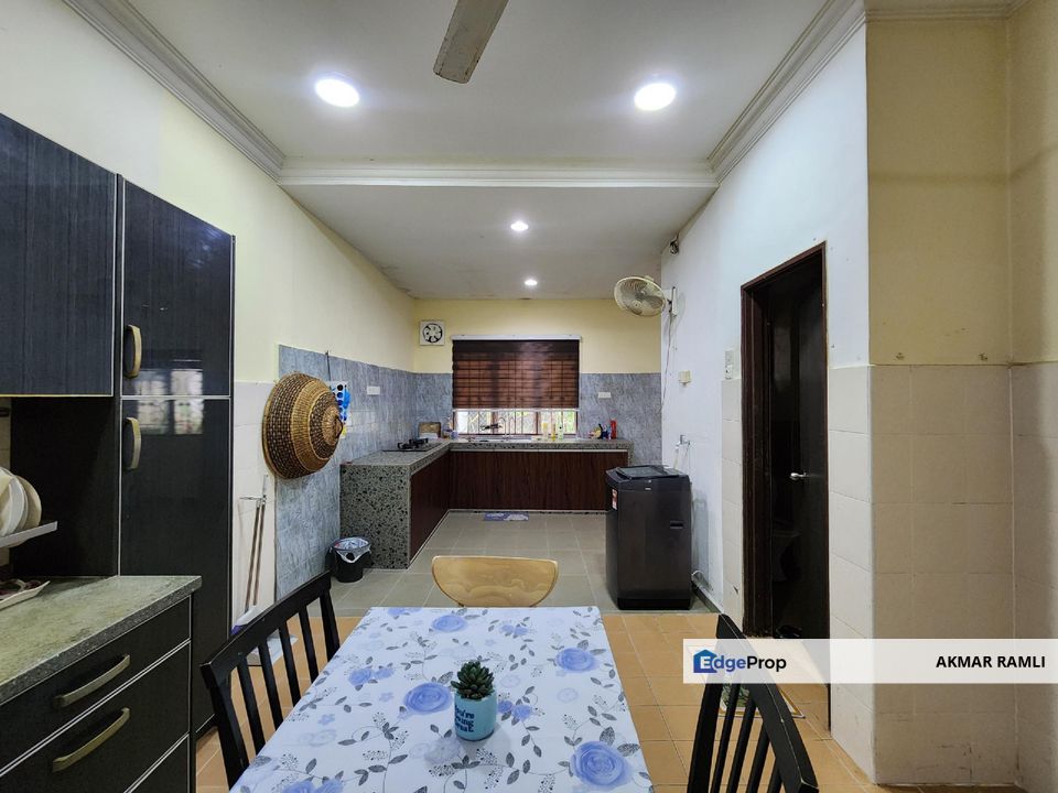 Below MV 2 Storey 24x70 Bukit Bandaraya Shah Alam, Selangor, Shah Alam