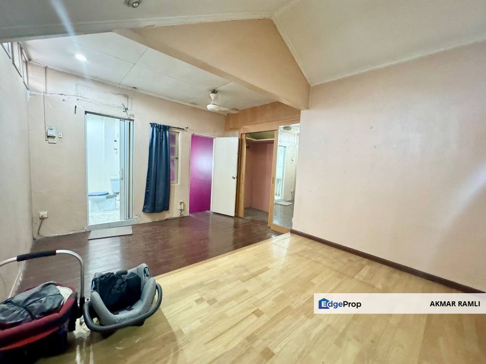 1.5 Storey Terrace Usj 2 Subang Jaya, Selangor, USJ